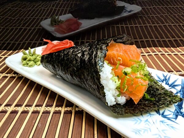 Salmon Temaki
